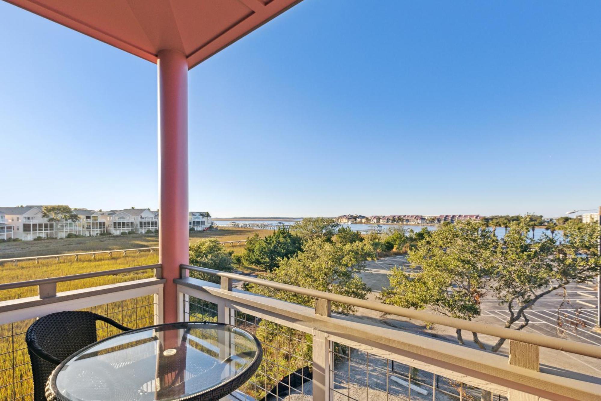 Hotel Folly With Marsh And Sunset Views Folly Beach Exterior photo